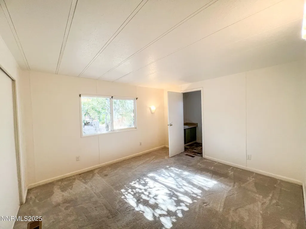 6305 Blackwood Sun Valley NV 89433