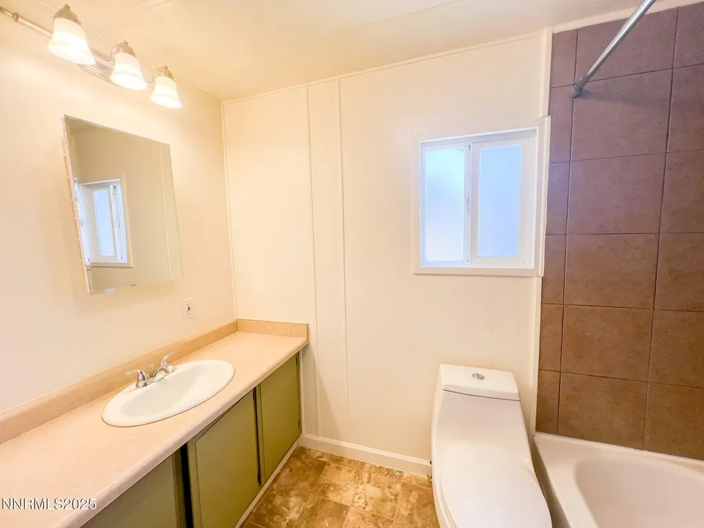 6305 Blackwood Sun Valley NV 89433