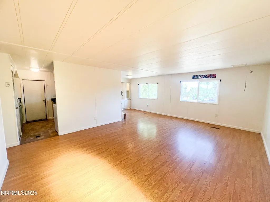 6305 Blackwood Sun Valley NV 89433
