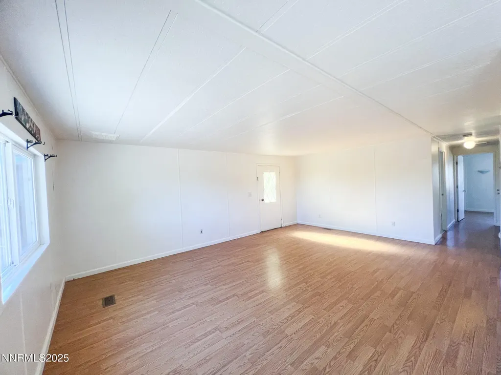 6305 Blackwood Sun Valley NV 89433