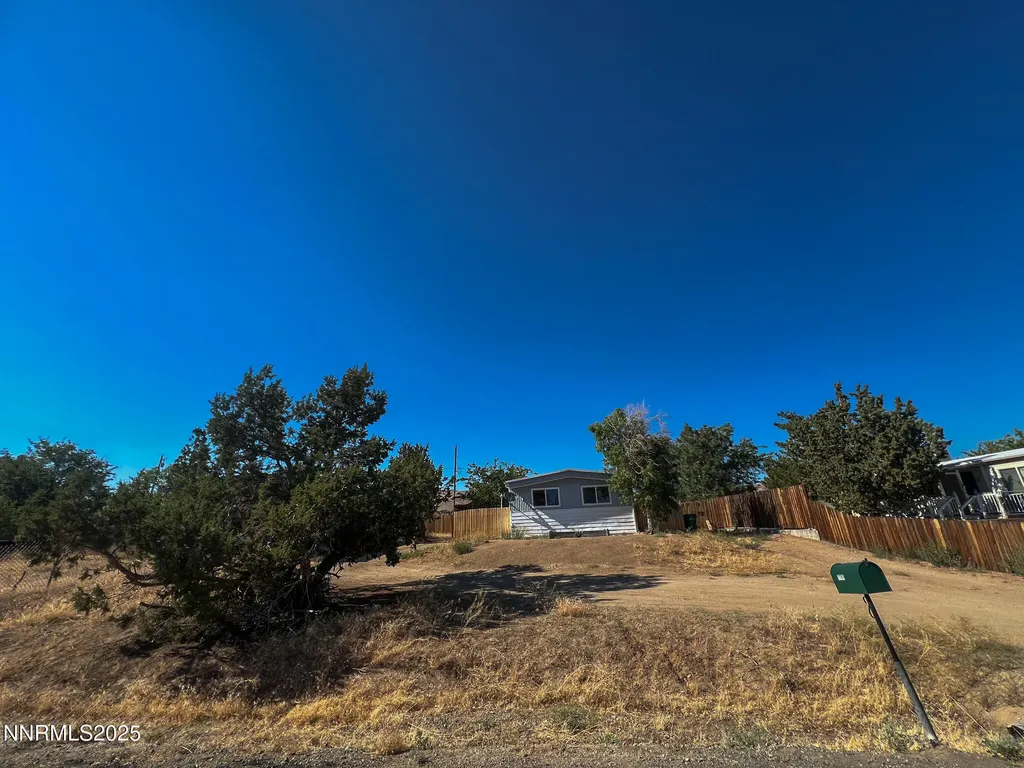 6305 Blackwood Sun Valley NV 89433