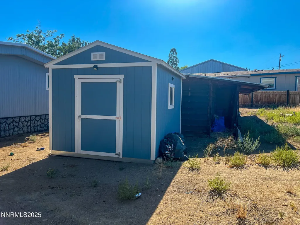 6305 Blackwood Sun Valley NV 89433