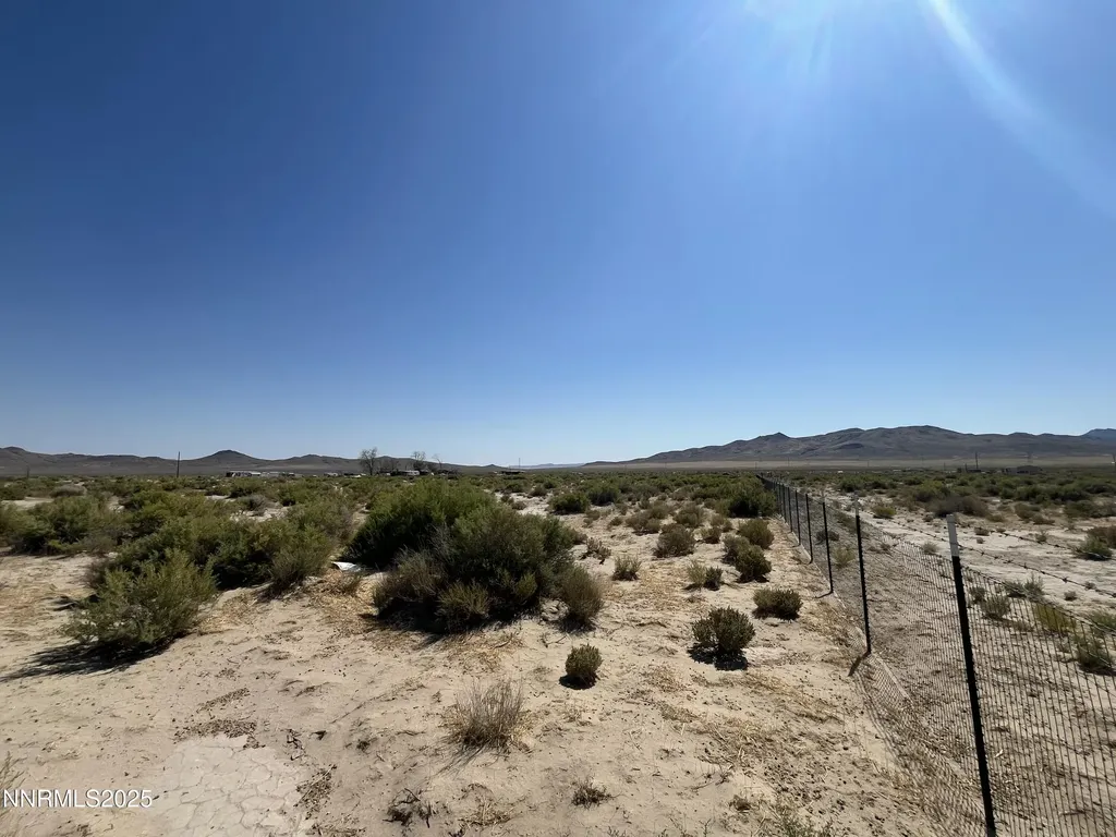 9 Ogden Yerington NV 89447