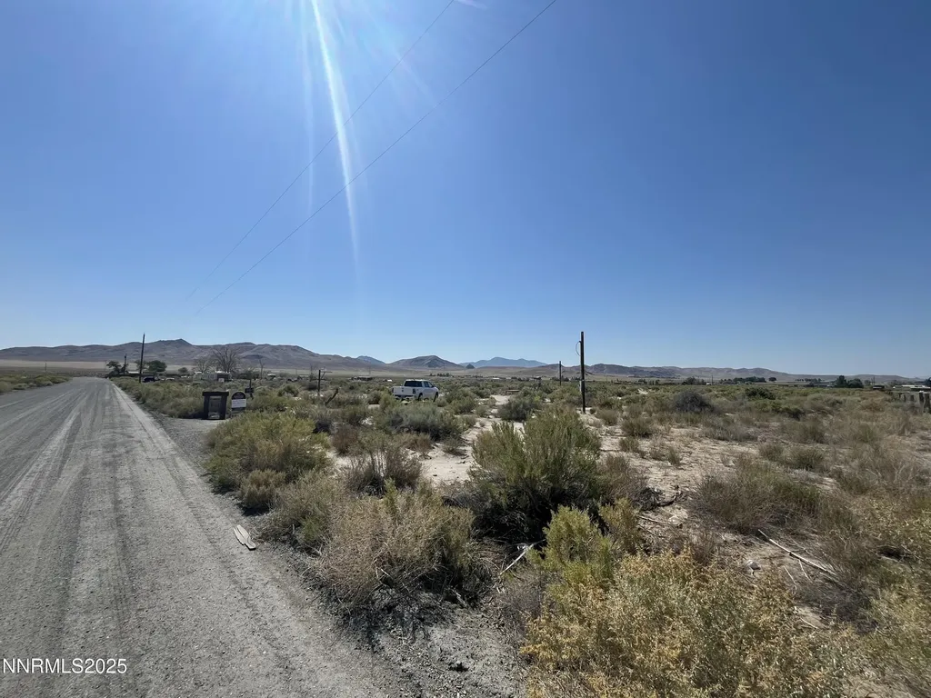 9 Ogden Yerington NV 89447