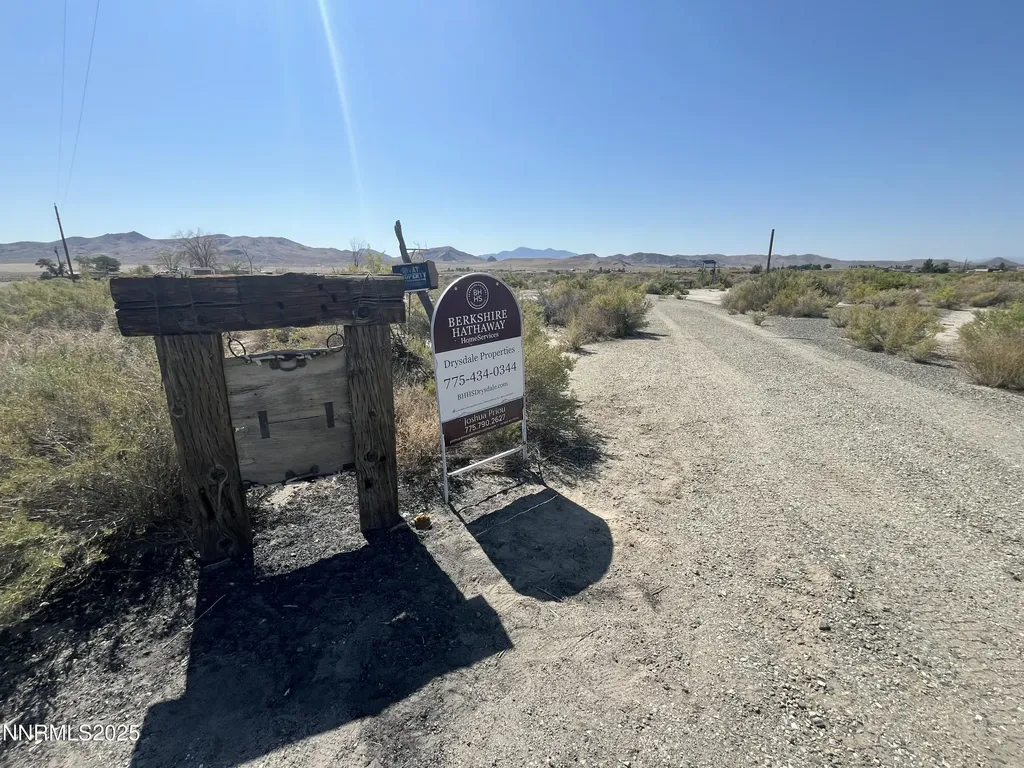 9 Ogden Yerington NV 89447