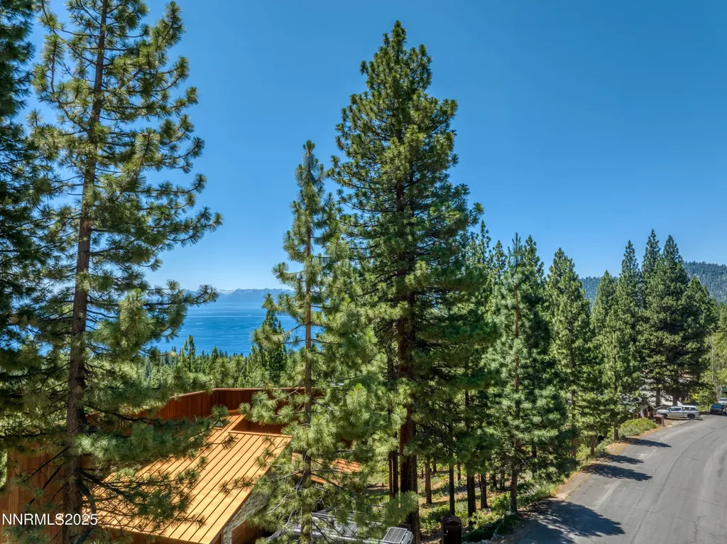 689 Tyner Incline Village NV 89451