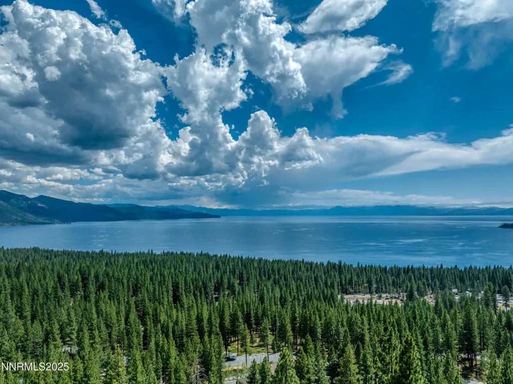 689 Tyner Incline Village NV 89451