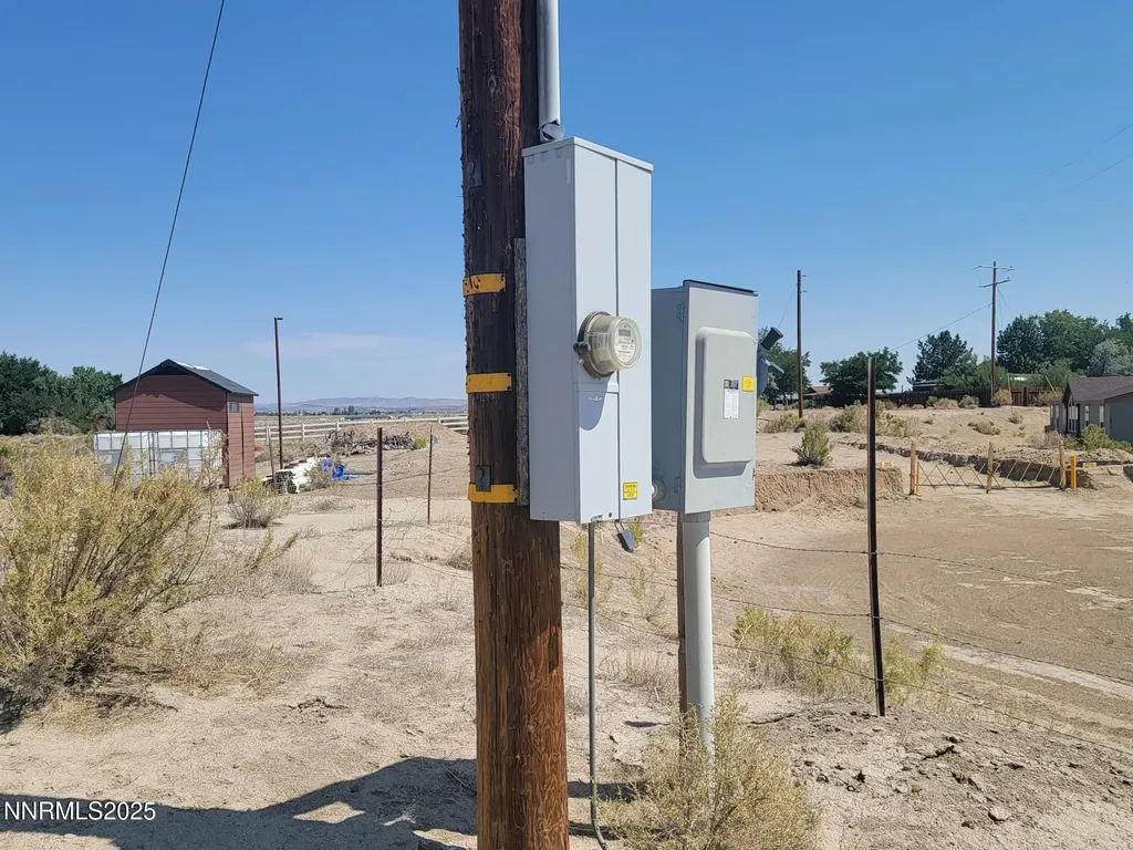8935 Cougar Circle Silver Springs NV 89429