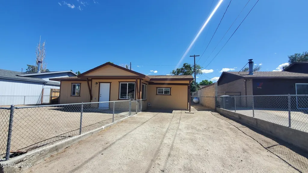 122 Harrison Hawthorne NV 89415