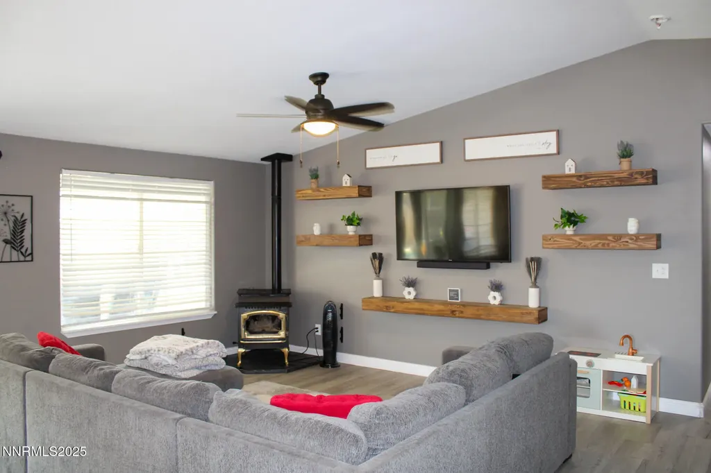 303 Wildrose Fernley NV 89408