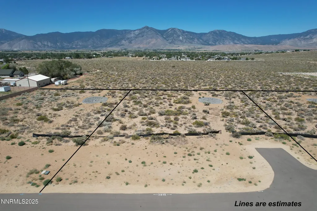 1537 High Point Minden NV 89423