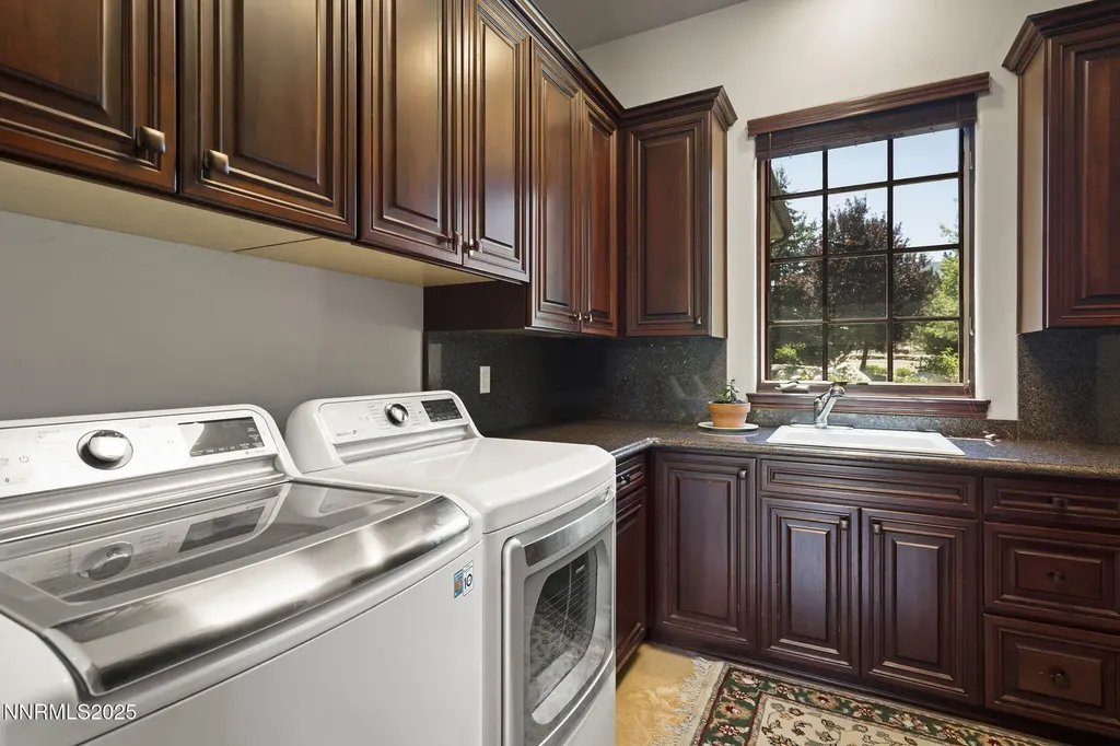 8741 Lakeside Reno NV 89511