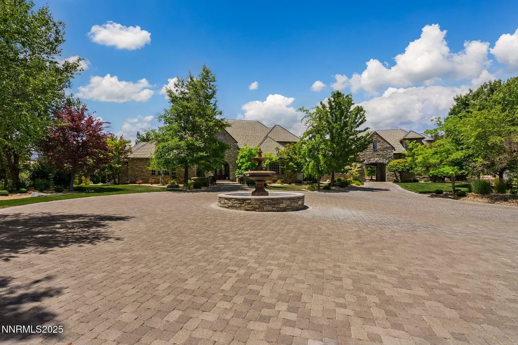 8741 Lakeside Reno NV 89511