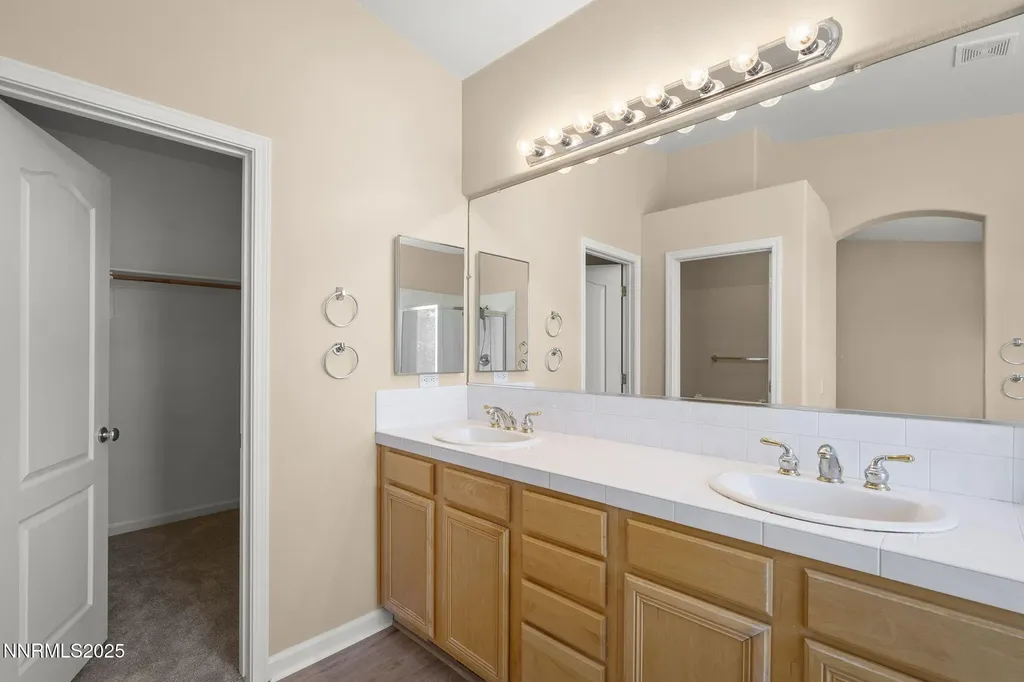 1060 Flanders Reno NV 89511
