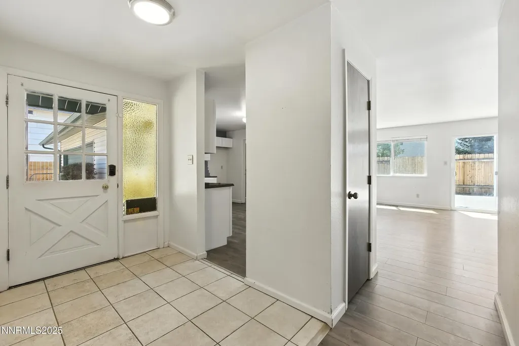 2154 La Hacienda Sparks NV 89434