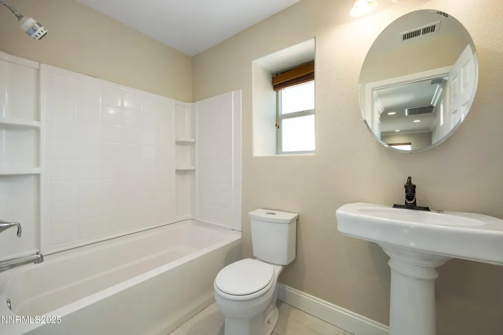 1940 Bears Ranch Reno NV 89521