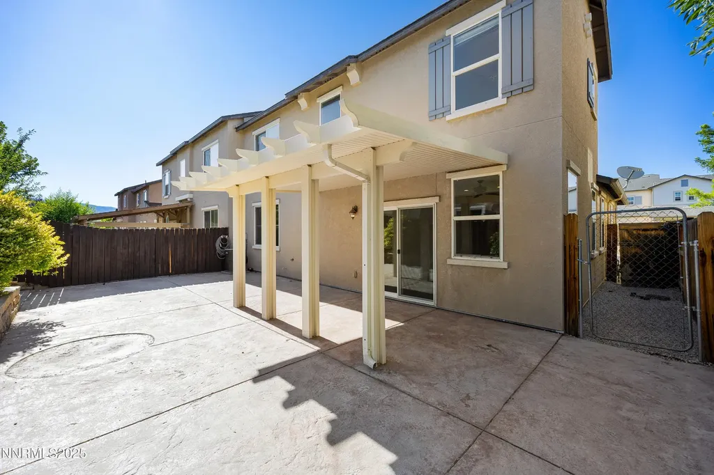 1940 Bears Ranch Reno NV 89521
