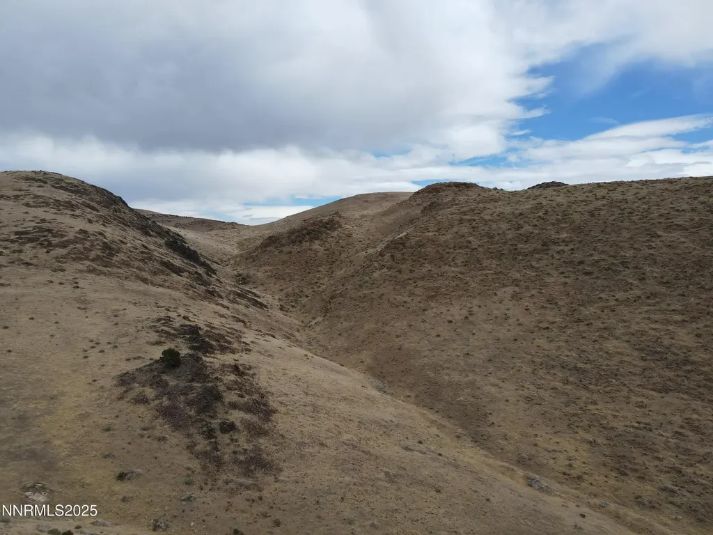0 Pyramid (076-261-04) Reno NV 89510