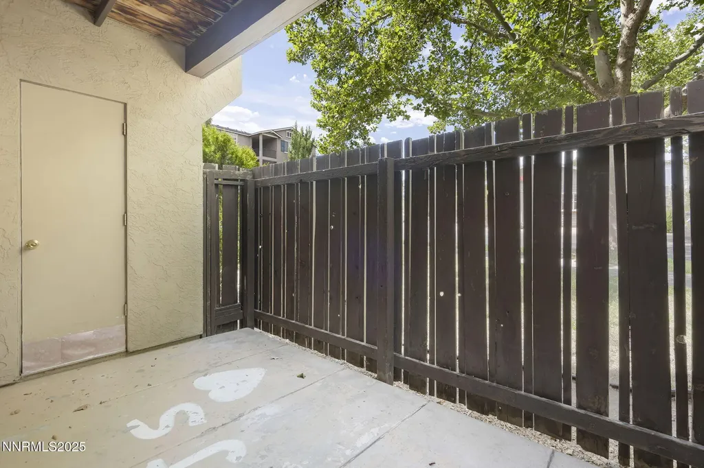 2450 Lymbery Reno NV 89509