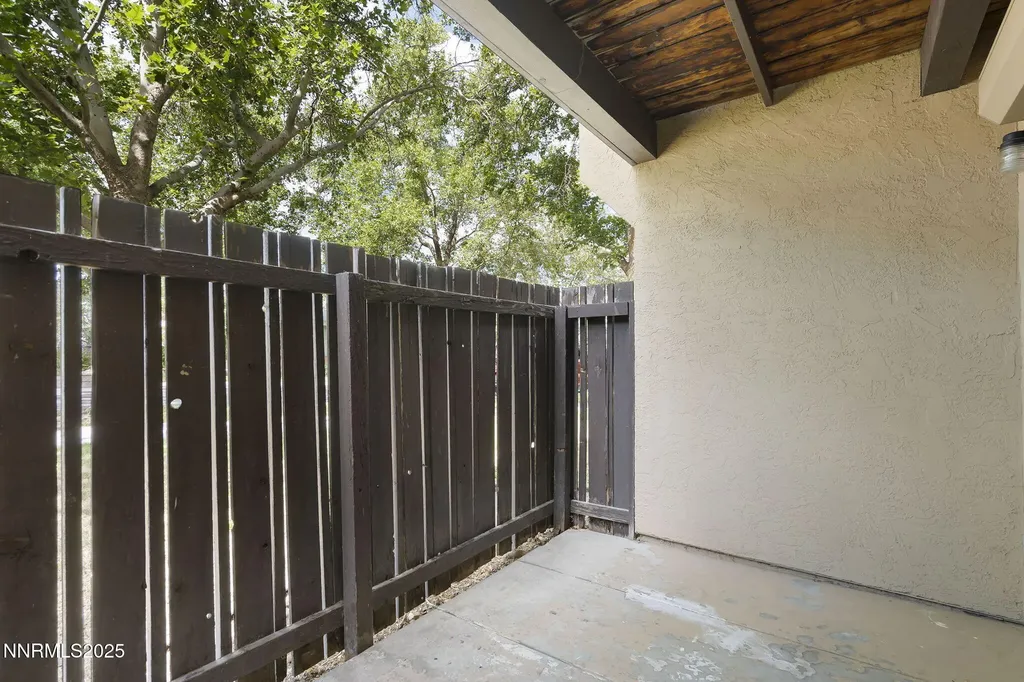 2450 Lymbery Reno NV 89509