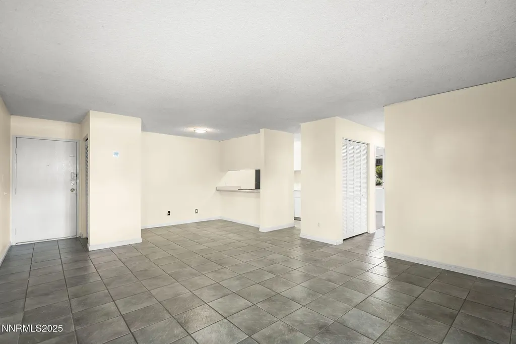 2450 Lymbery Reno NV 89509