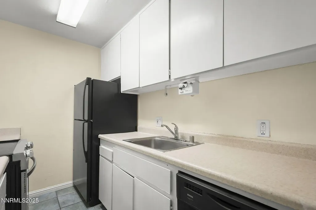 2450 Lymbery Reno NV 89509