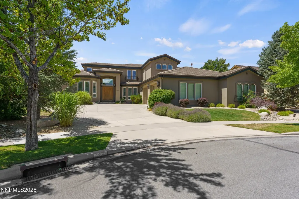 2880 Friar Rock Sparks NV 89436