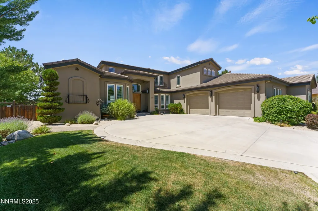 2880 Friar Rock Sparks NV 89436