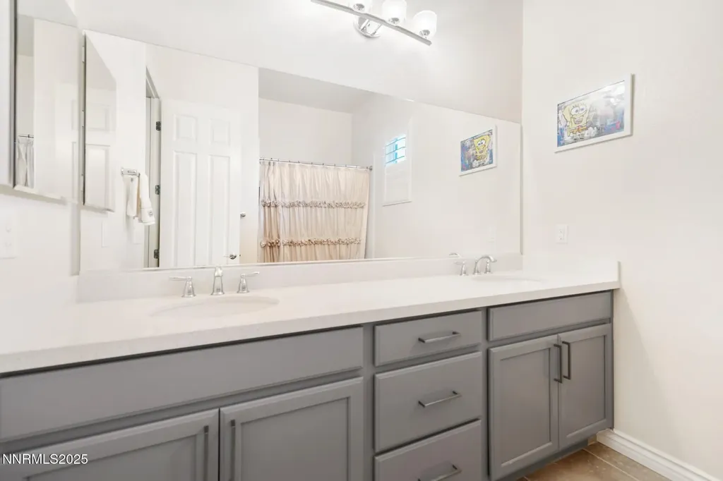 8342 Simsbury Verdi NV 89439