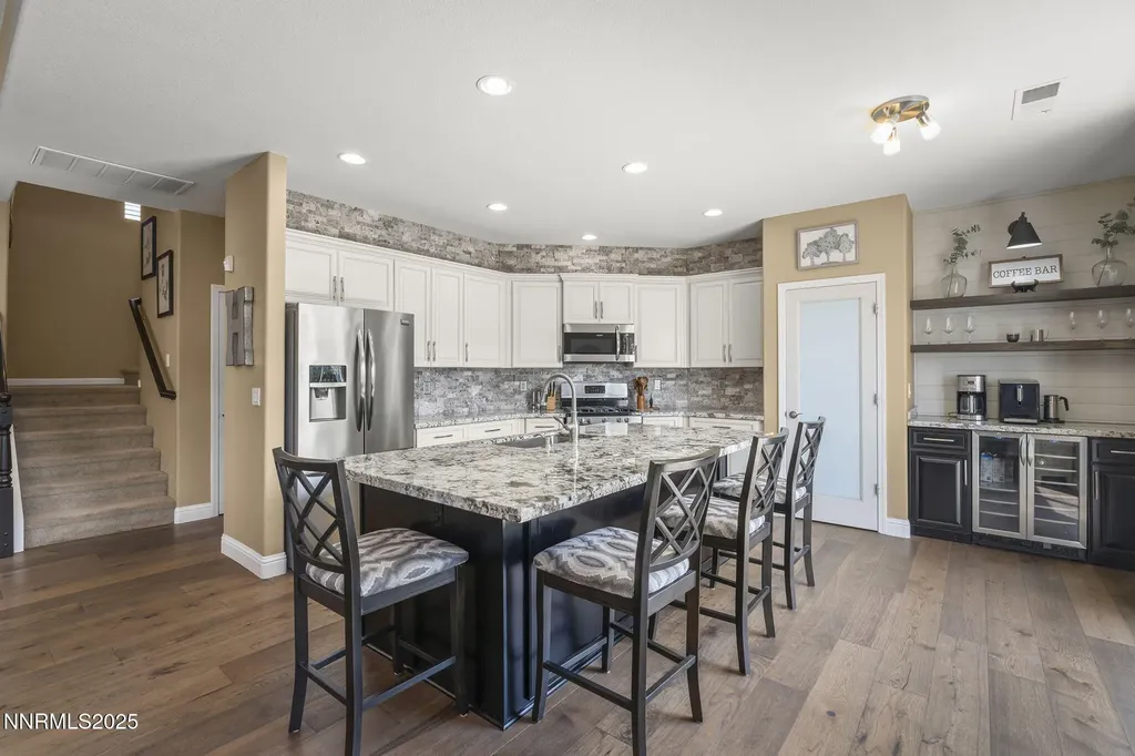 5365 Ebbetts Pass Sparks NV 89436