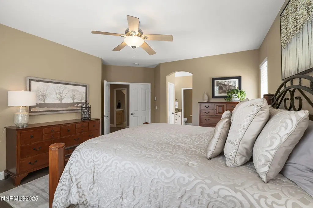 5365 Ebbetts Pass Sparks NV 89436