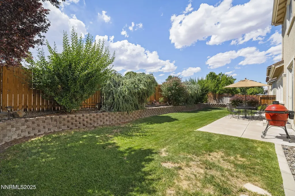 5365 Ebbetts Pass Sparks NV 89436