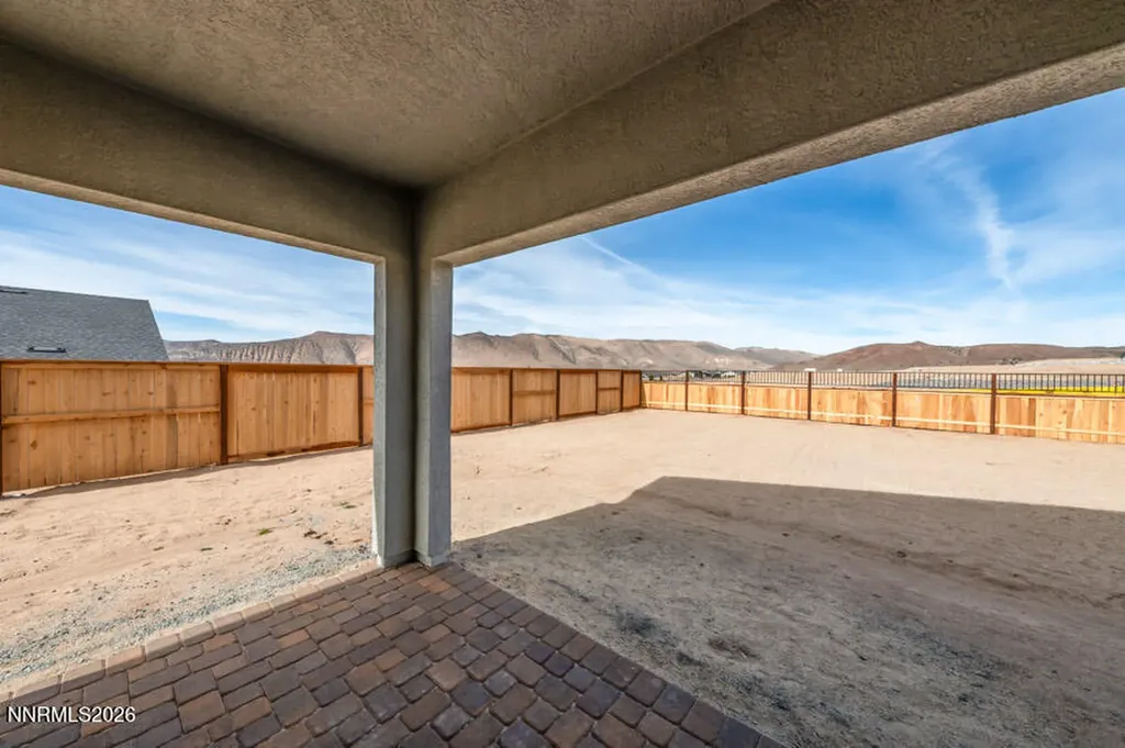 521 La Tray Sparks NV 89441