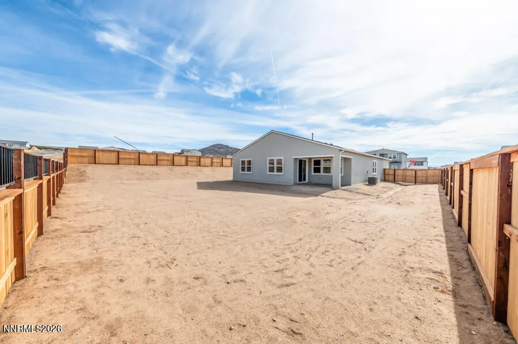 521 La Tray Sparks NV 89441