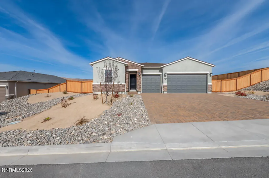 521 La Tray Sparks NV 89441