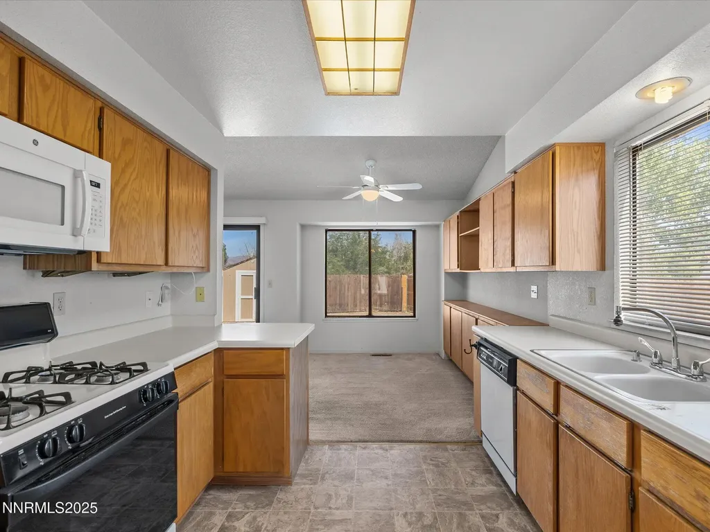 1409 Jenny's Fernley NV 89408