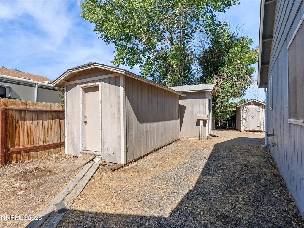 1409 Jenny's Fernley NV 89408