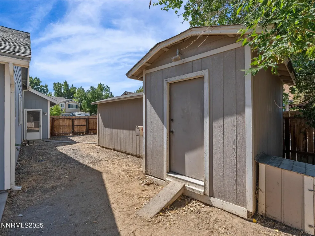 1409 Jenny's Fernley NV 89408