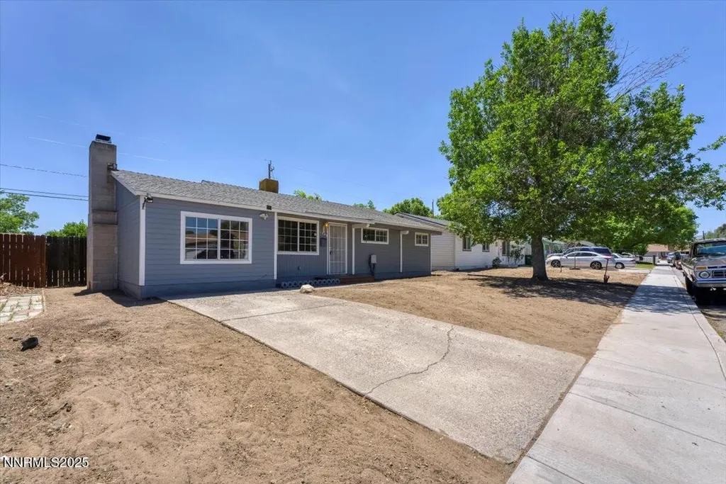 1345 Plymouth Sparks NV 89431