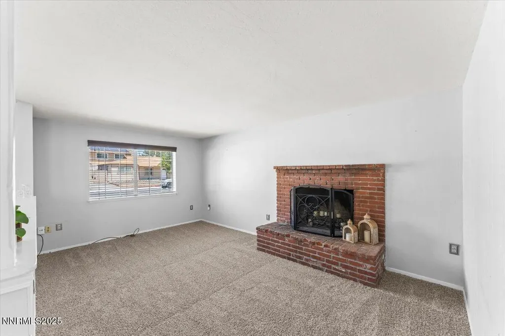 1345 Plymouth Sparks NV 89431