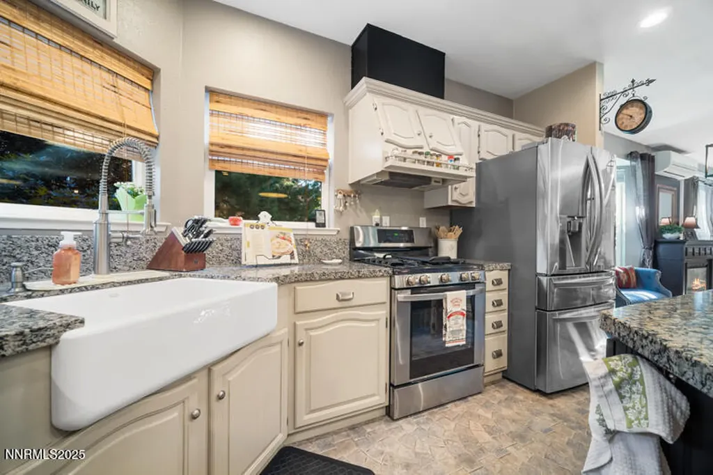 5604 St Andrews Reno NV 89502