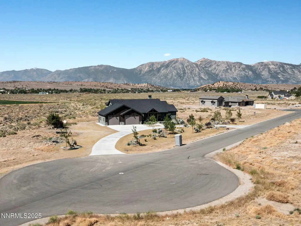 2411 Blaze Gardnerville NV 89410