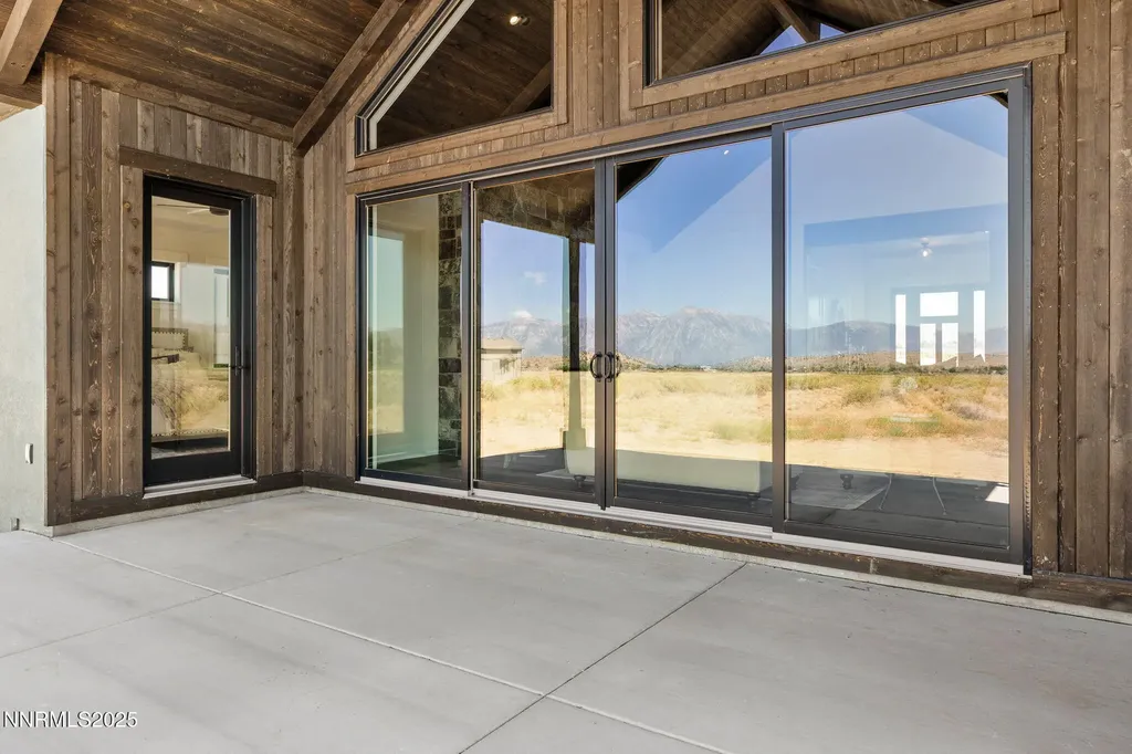 2411 Blaze Gardnerville NV 89410