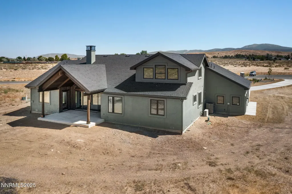 2411 Blaze Gardnerville NV 89410