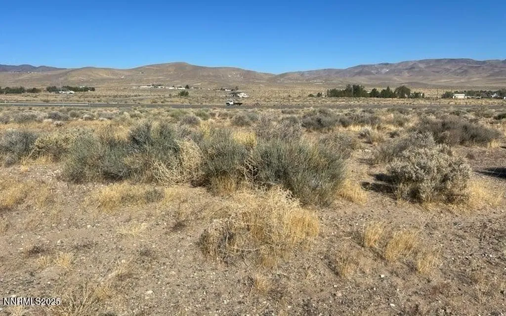 5400 Esther Silver Springs NV 89429