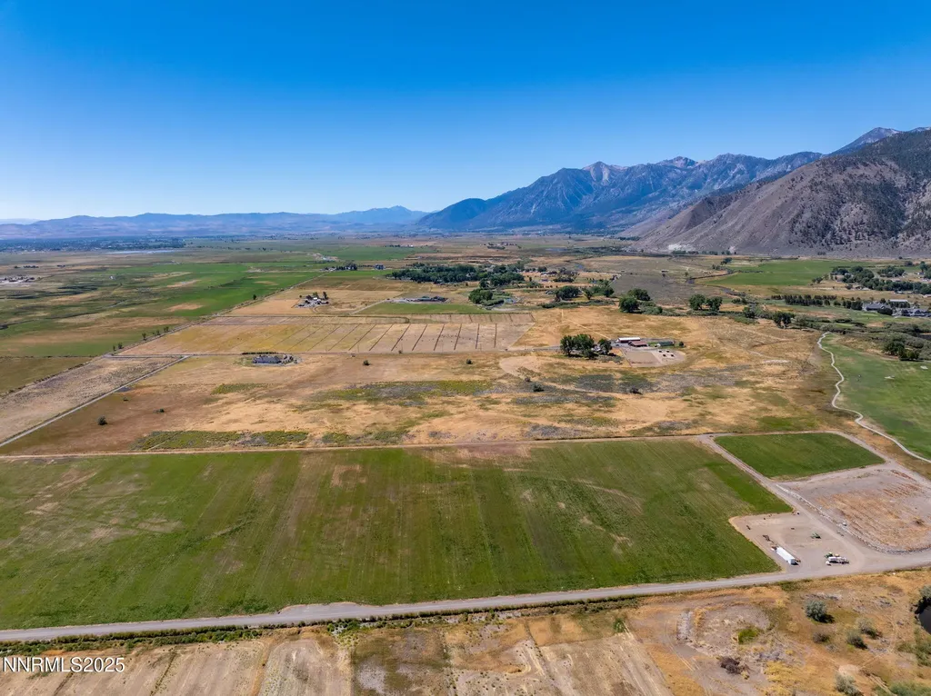 004 Deerhaven Genoa NV 89411