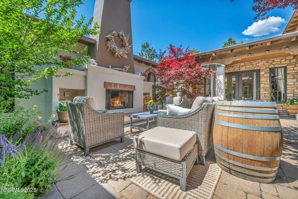186 Carleton Reno NV 89511