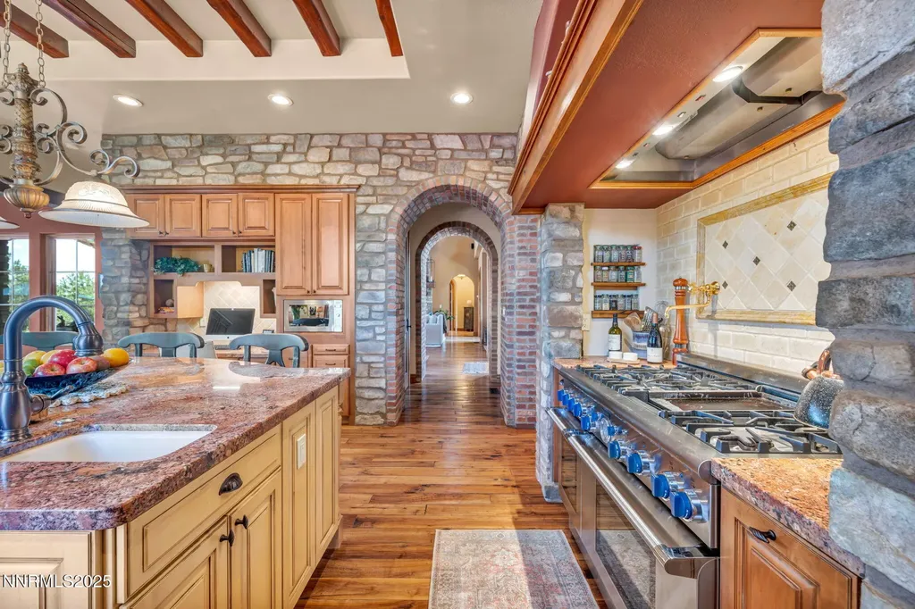 186 Carleton Reno NV 89511