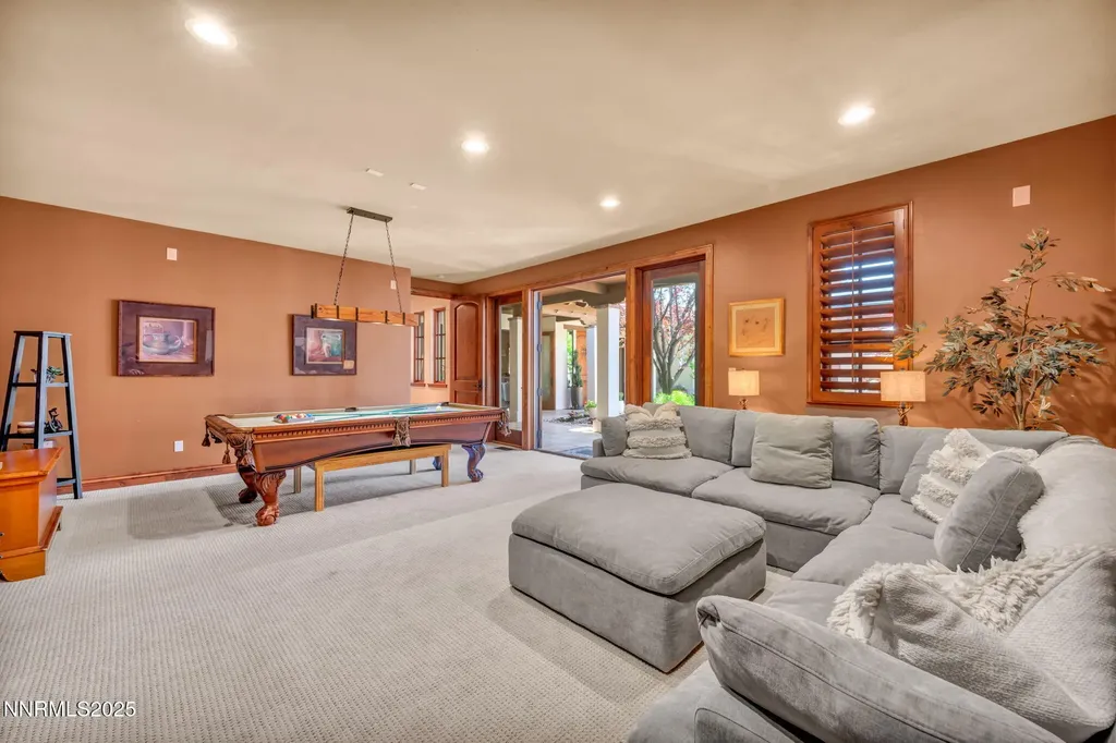 186 Carleton Reno NV 89511