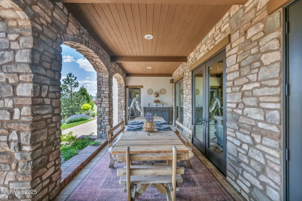 186 Carleton Reno NV 89511
